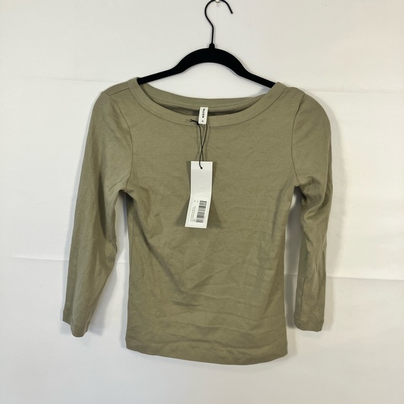 KOTN Women's Boatneck 3/4 Sleeve Top in Desert - Picture 1 of 2